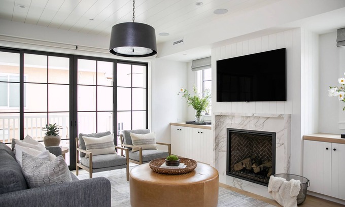 Corona del Mar Condominio | Newly built unit in CDM--oceanside of PCH with rooftop deck--walk to beach