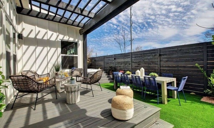 East MLK Casa | Newly Constructed Chic Home | Hot Tub