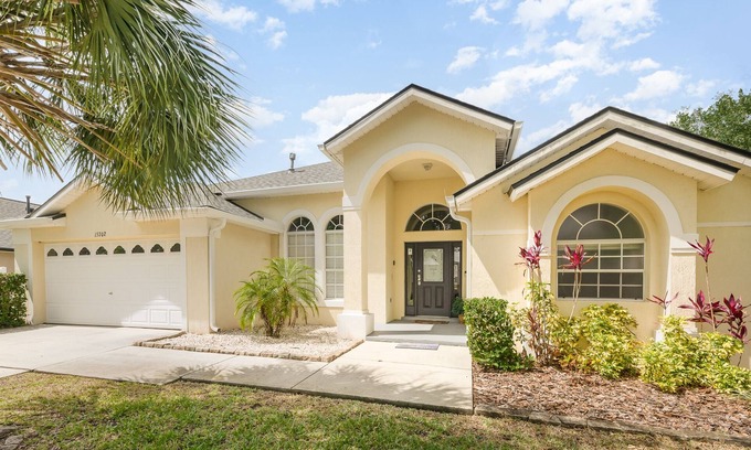 Orange Tree Casa | Newly Refurbished, Private Pool & Spa, Large Corner Lot, Close to Disney