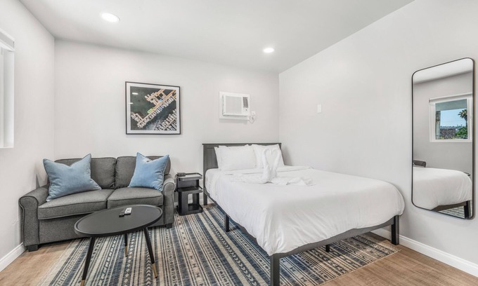 El Cajon Apartamento | Newly Remodeled Apartment w/ AC - Sleeps 3
