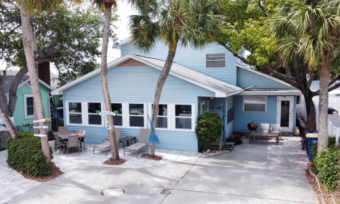 Clearwater Beach Apartamento | Newly Remodeled Deluxe Studio-No storm damage