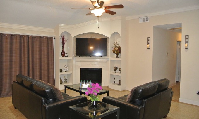 Braithwaite Casa | Newly Remodeled Luxurious N Spacious Home. 4BR+2BA/2Kings+3Queens/ Clean+Comfy!!