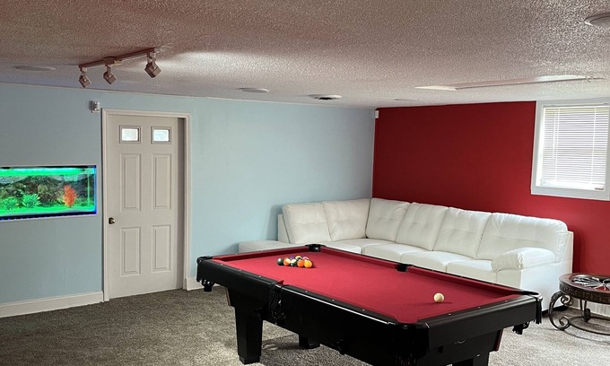 North End Casa | *** Newly Remodeled Mini Mansion