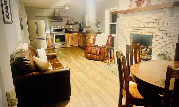 Richland Casa | Newly Remodeled River Cabin close to Ft Leonard Wood