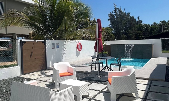 Zarzal Casa | NEWLY REMODELED! Spacious 3 bedroom, near-water house in Las Picuas, Río Grande.