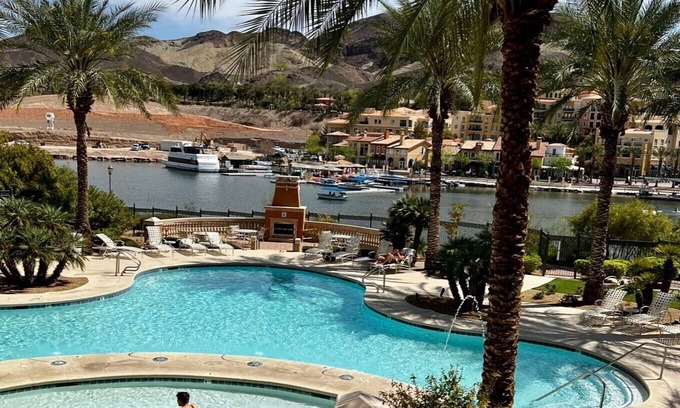 Lake Las Vegas Apartamento | Newly Remodeled Studio Condo in Beautiful Lake Las Vegas Nevada