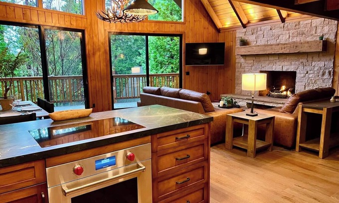 Lake Arrowhead Cabina | Newly remodeled luxury cabin