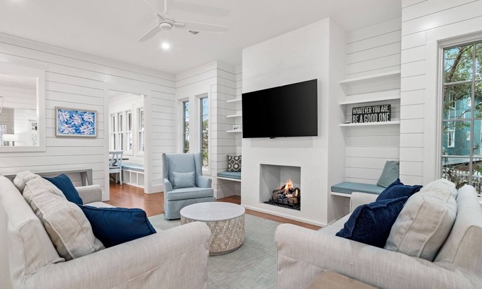 Cottage District Casa | 'Let The SunShine In' ¡Una casa perfecta de 4 habitaciones en WaterColor & Seaside!