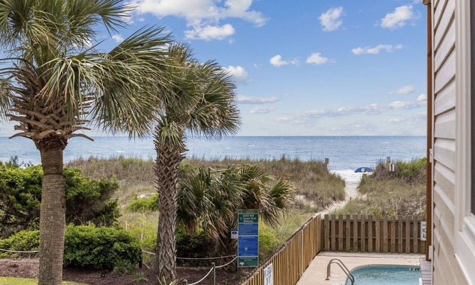 Windy Hill Condominio | Newly Renovated 2BR/2BA Ocean View Condo with pool!! Central Location!!
