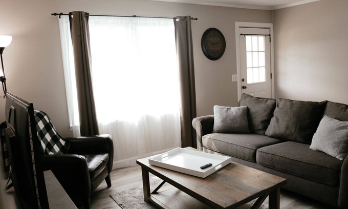 Woodbine Casa | Newly Renovated 2BR Property Minutes From Downtown! Beautiful Private Patio!