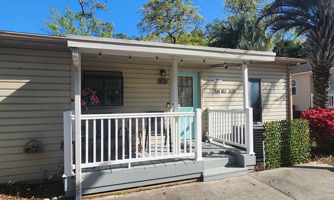 Myrtle Beach Casa | Newly Renovated Beach Bungalow 2BR/1.5 BA in Ocean Lakes - N-51