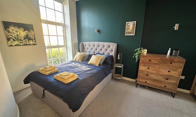 Hackney Apartamento | Newly renovated beautiful school conversion