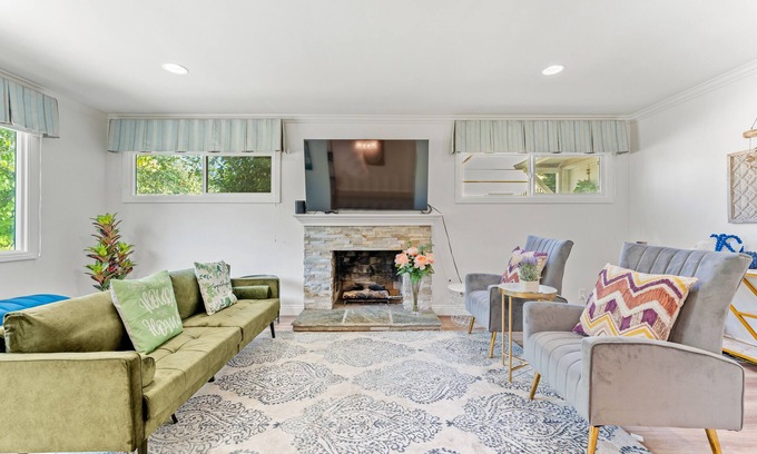 Glendora Casa | Newly Renovated Comfortable 4 Bds Houses in LA