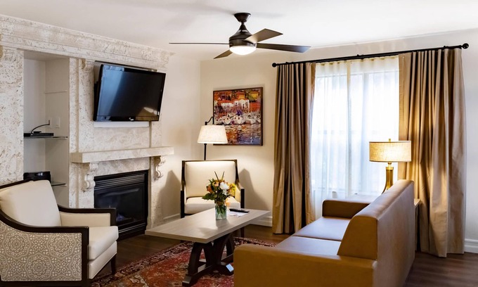 Las Vegas Casa | Condominio de lujo con transporte gratuito a Strip, Resort Putting Green y piscina al aire libre