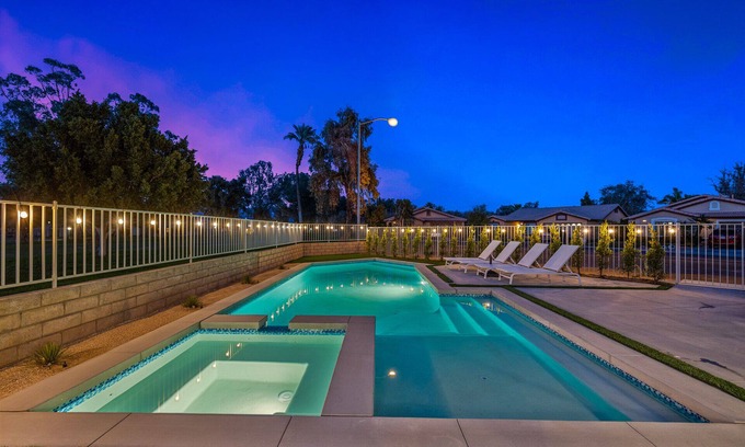 Indio Casa | Newly renovated DESERT RETREAT *Private oversized Pool* Walk to Stagecoach