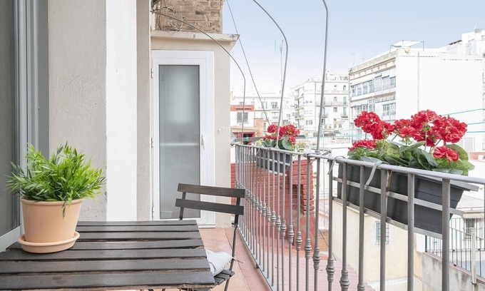 la Vila de Gracia Apartamento | Piso recién reformado en Gràcia, para familias