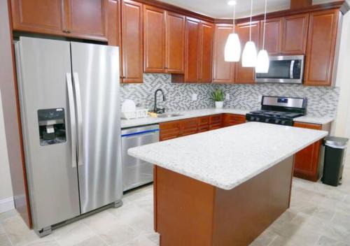 West Philadelphia Casa | Newly Renovated Guest Rooms near Transportation