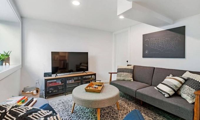Richmond Apartamento | Newly Renovated Hawthorne Retreat- Private Apt!