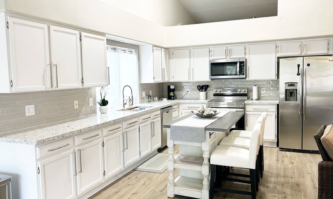 Garden Lakes Casa | Newly renovated home, heated pool, near spring training, Westgate & State Farm