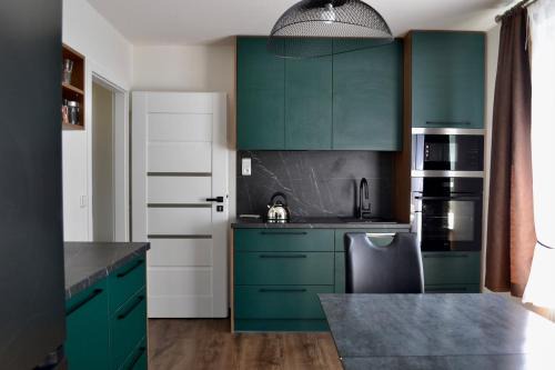 Jirny Apartamento | Newly renovated house near Prague