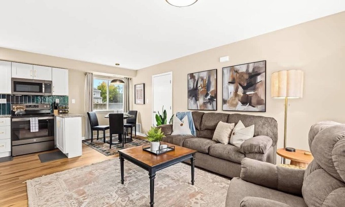 Roseville Apartamento | Newly Renovated Near Downtown, Roseville