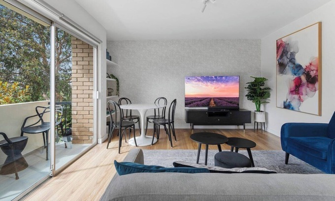 South Yarra Apartamento | Newly Renovated South Yarra 2BR Apt with parking