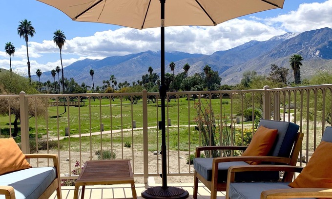 Palm Springs Condominio | ¡RECIENTEMENTE RENOVADO! - Paraíso tropical en el desierto