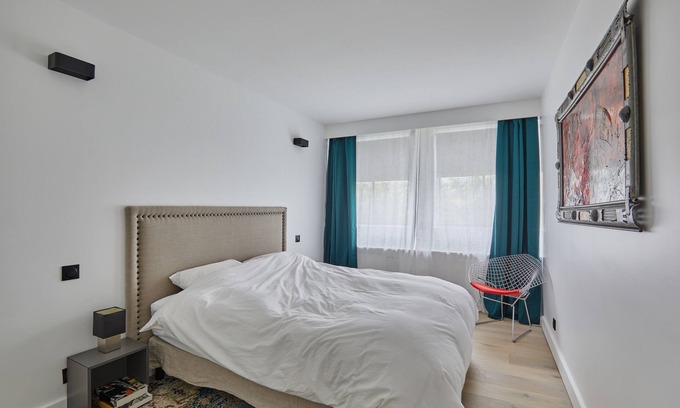 Auteuil Apartamento | Newly Renovated Very Large 2 Bedroom Flat