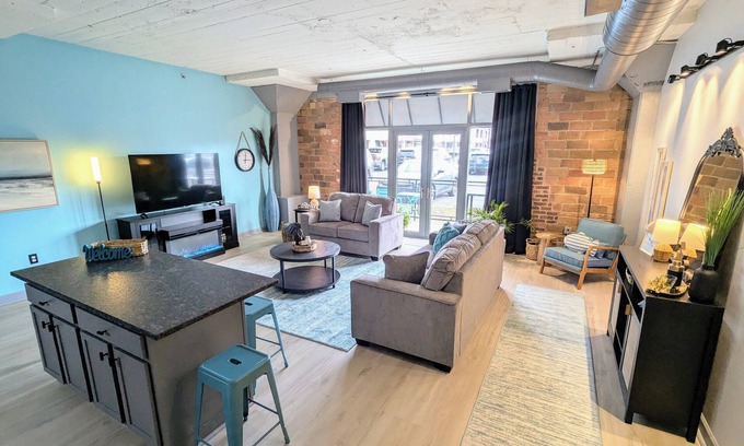 Sandusky Condominio | NEWLY UPDATED LIFE ON THE BAY-GET-AWAY SLEEPS 4