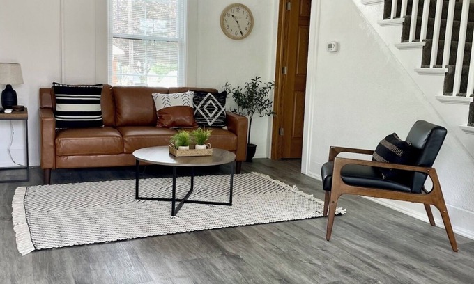 Prairie Du Chien Casa | Newly updated historical home