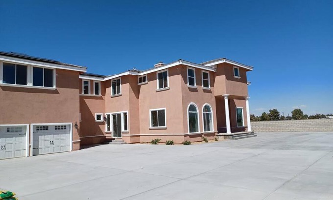 Lancaster Casa | Newstar Castle
