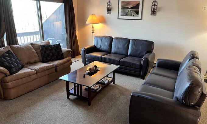 Village at Camelback Casa | Ski Camelback - True Slope Side - Ski on / off - Early check in special