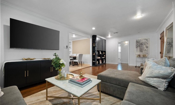 Westcliff Casa | Next to TCU! Spacious 3 bedroom 2 Baths. Updated.