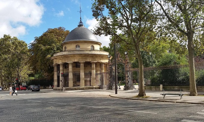 Quartier de la Plaine-de-Monceaux Apartamento | Al lado del parque Monceau, de 98 m2 Haussmanian APARTM ENT, A LA VISTA BALCÓN,