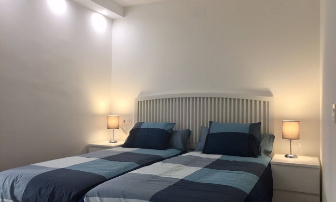 Tenerias Apartamento | Junto al Puente Romano y la Casa Lis