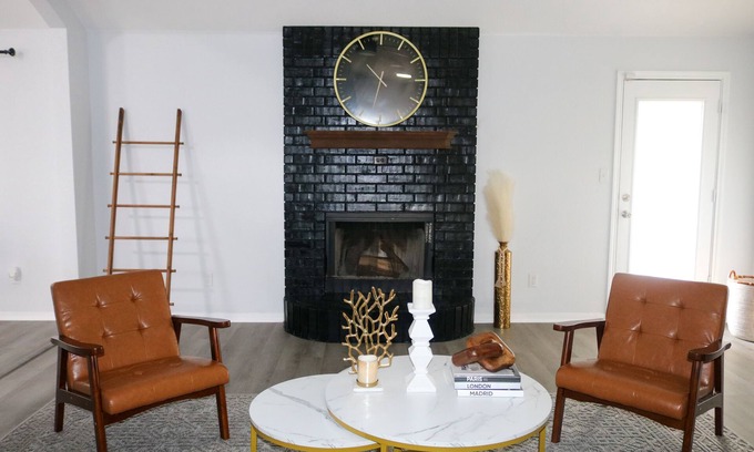 Killeen Casa | Family-sized home: 4 rooms, 2 bathrooms, garage, and patio.
