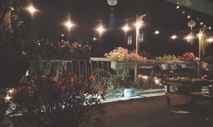 Phuong Casa | Ngôi nhà cuối hẻm yên tĩnh với tiếng chim hót, có ban công chill thật tuyệt vời