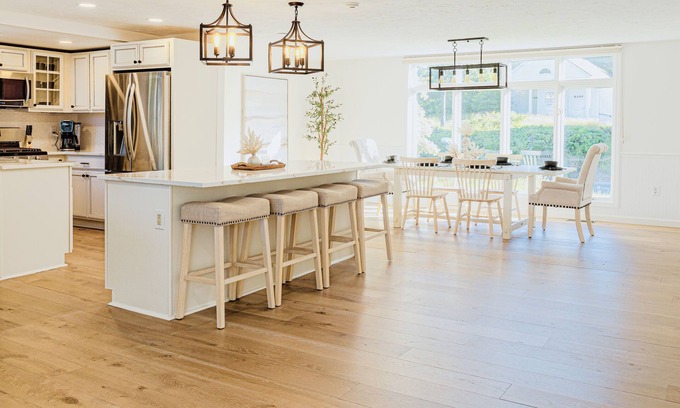 Meredith Casa | NH Lake Region 5BR—Family & Group Retreat