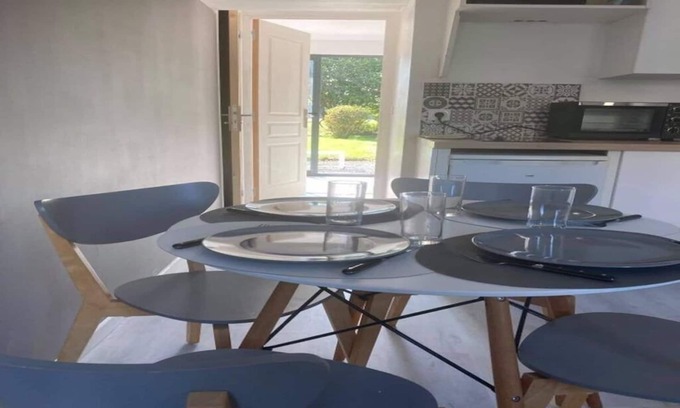 Saint-Martin-aux-Chartrains Apartamento | Nice apartment between Deauville and Pont-L'Evêque