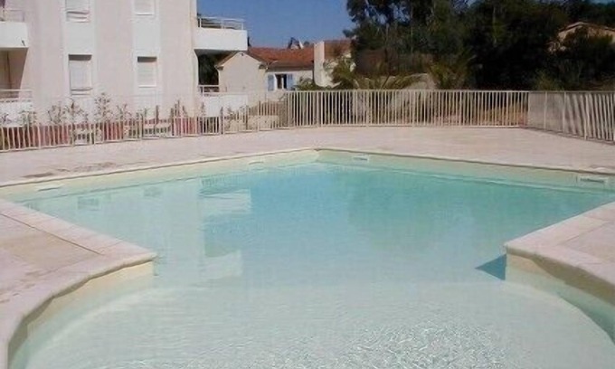Cavalaire-sur-Mer Apartamento | Hermoso apartamento de 2 habitaciones con aire acondicionado y piscina para 4 personas WIFI