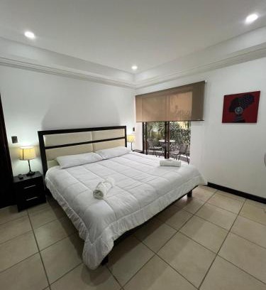 Escazu Apartamento | Nice and confortable 2 bedrooms apartment in Escazu
