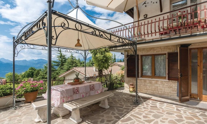 San Zeno di Montagna Apartamento | Bonito apartamento en San Zeno di.