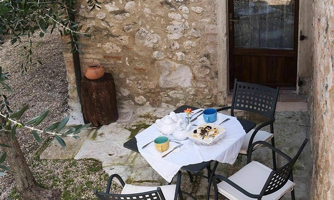 Colle di Val d'Elsa Villa | Apartamento en villa con piscina, WIFI, A/C, TV, patio, vista panorámica, cerca de San Gimignano