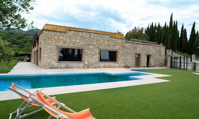 Villa Santa Maria Apartamento | Hermoso apartamento con WIFI, A/C, piscina, TV, balcón, mascotas permitida y aparcamiento