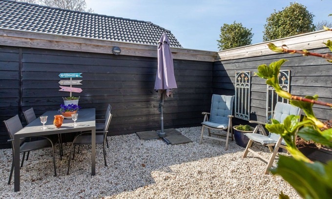 Vlissingen Apartamento | Acogedor apartamento para 2 personas con WIFI, TV, mascotas permitida y aparcamiento