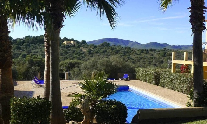 Cala Mandia Condominio | Bonito apartamento para 4-5 personas con piscina comunitaria en Cala Mandia.