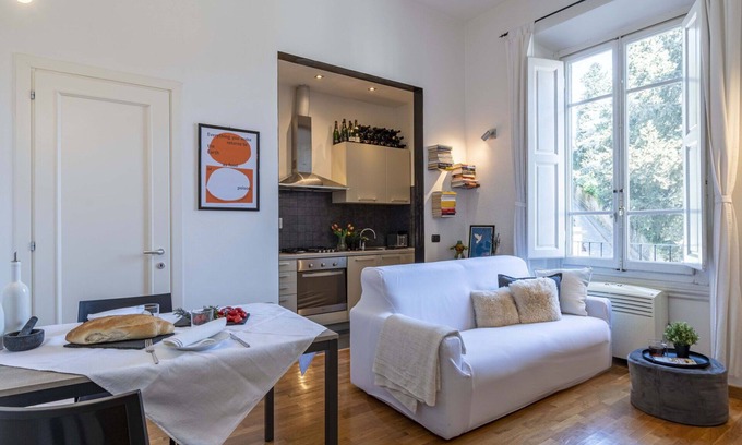 Careggi Rifredi Apartamento | Nice apartment for 4 guests with WIFI, A/C, TV, balcony and panoramic view