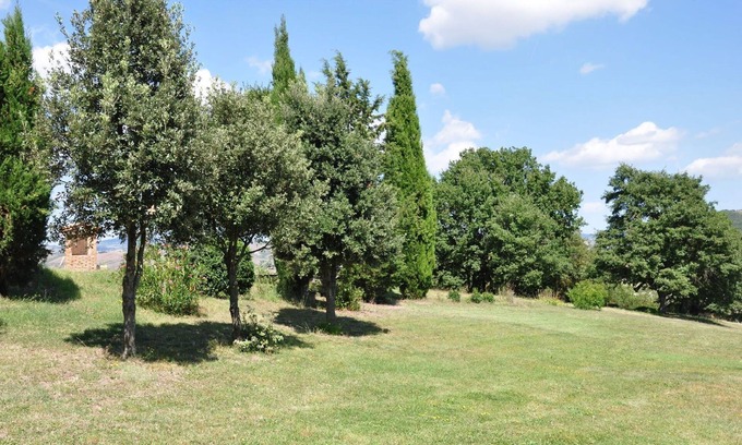 Il Poggio Apartamento | Apartamento con piscina, WIFI, TV, patio, mascotas permitida, vista panorámica, aparcamiento