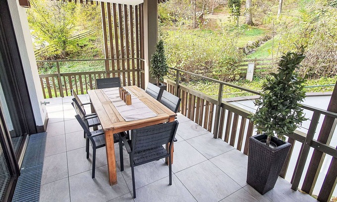 Sattendorf Apartamento | Bonito apartamento para 5 personas con WIFI, TV y balcón
