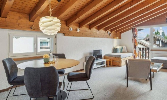Lenzerheide Apartamento | Hermoso apartamento para 5 personas con WIFI, TV, balcón y mascotas permitida